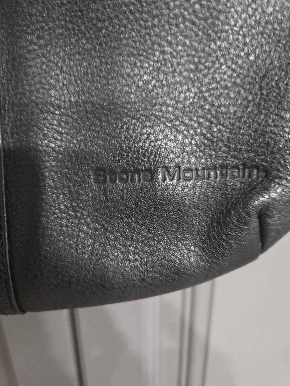STONE MOUNTAIN BAG BLACK LIKE NEW